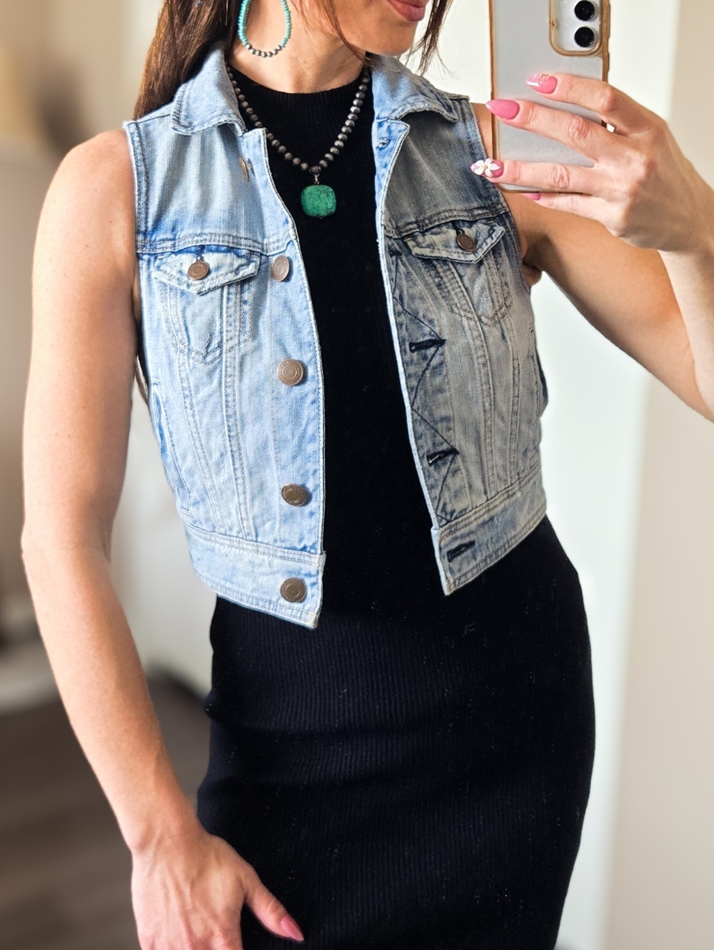 American Eagle Cropped Denim Vest Light Wash Button Front Western Y2K Boho
